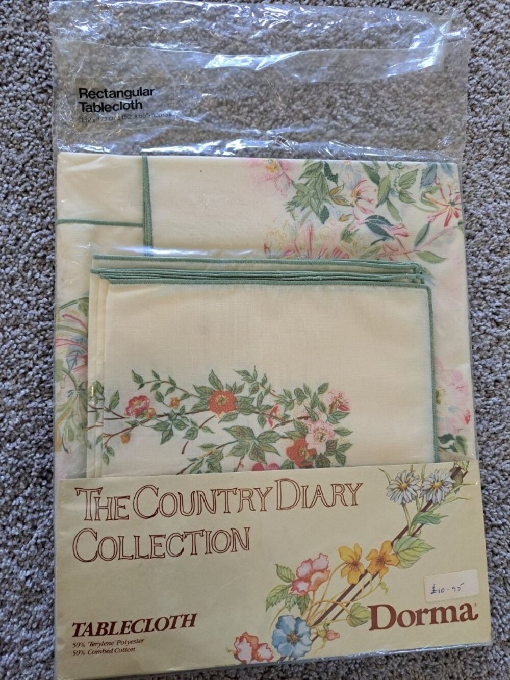 Vintage The Country Diary Collection Rectangular Tablecloth 52" x 68" Floral